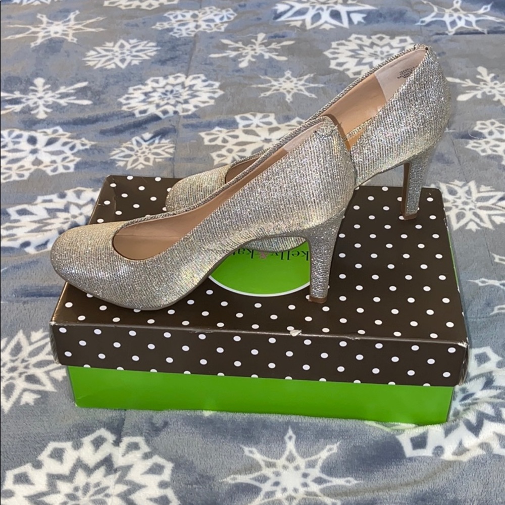Sparkly heals